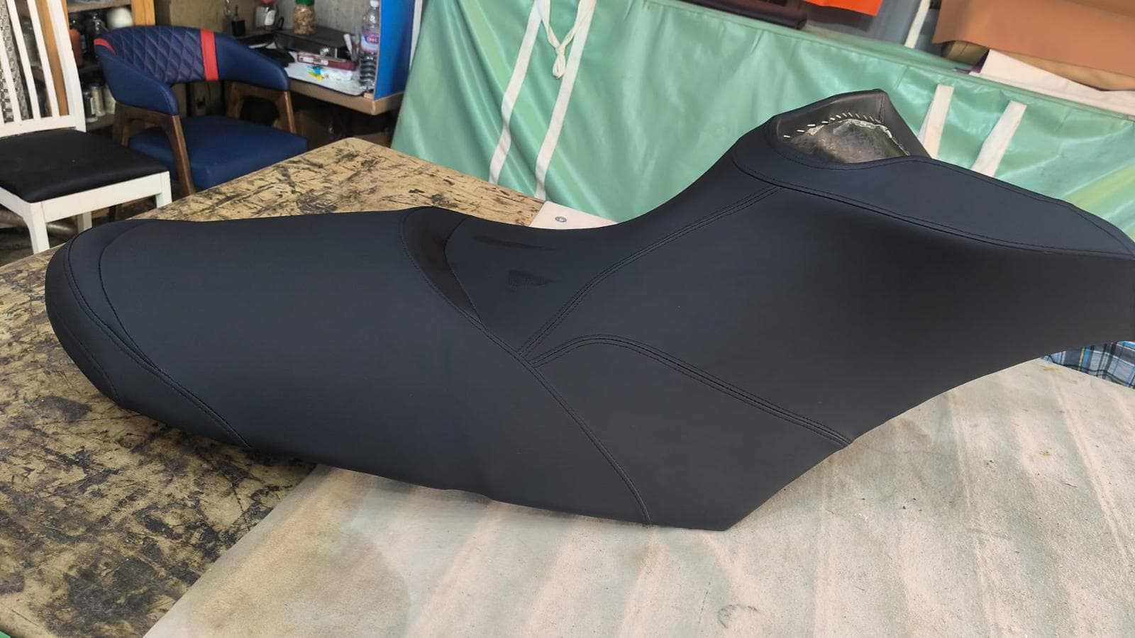 Jet Ski Custom Seat — finish