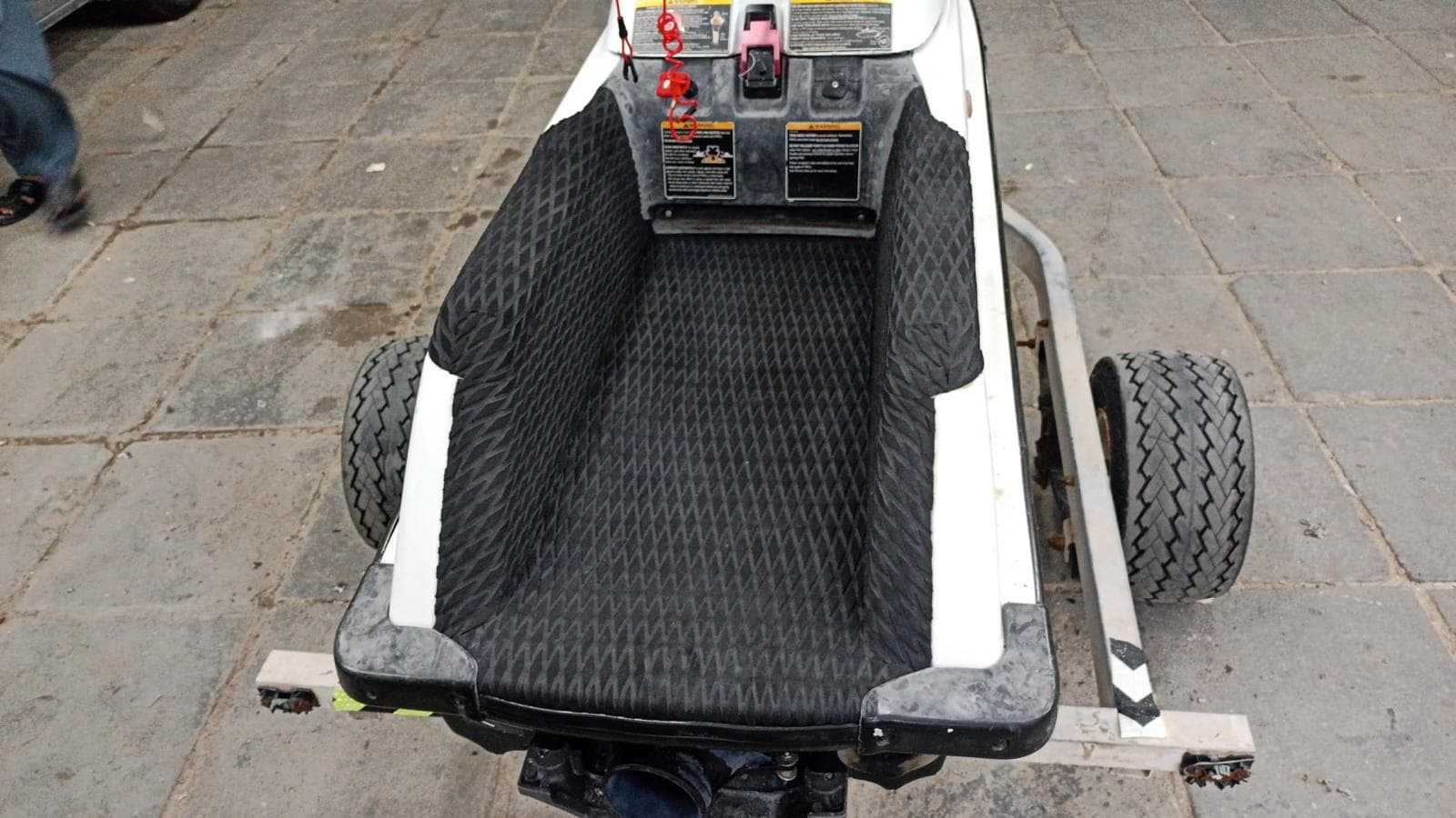 Super Jet Floor Mat Kit — detail